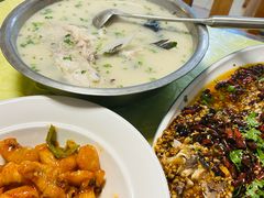-雪湖煜辰鱼头老店(雪野湖店)
