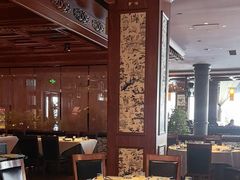 -八府香鸭·啫啫煲(华山路店)