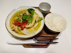 绿咖喱鸡肉套饭-GOGO Plate(成都太古里店)