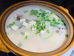 千岛湖招牌鱼头砂锅-姜君·千岛湖鱼头馆(浦东大道店)