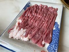 手切苏尼特羊后腿肉-宣武小院涮肉(前门店)