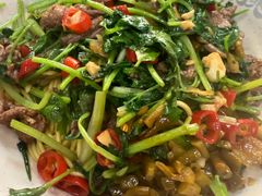 香菜牛肉炒面-碗底挑•湖南小炒粉面饭(大望路店)