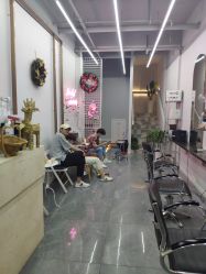 -茶发Salon·烫发染发理发