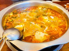 酸萝卜鱼火锅-大理.老字号渝记酸萝卜乌鱼(古城总店)