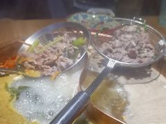 -洱火云南酸菜牛肉火锅(石景山当代商城店)