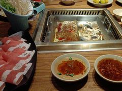 -吴氏老牌坊云南鱼豆花火锅店(通江街店)