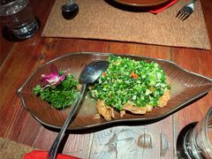 大理风味葱椒鸡-花马天堂云南餐厅 Lost Heaven(高邮路店)