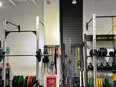 -汗水空间私教健身连锁(SM广场店)