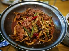 茶树菇牛肉-乌镇那一年小院主题餐厅(甘泉西路店)