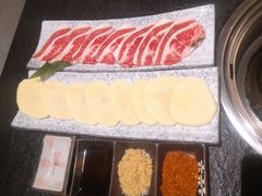 -虎焱炭火烧肉