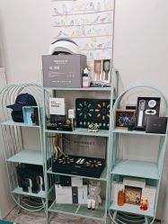 -黑奥秘脱发白发中心