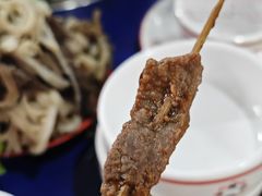 -牛华周记麻辣烫起源店
