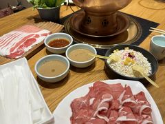 -额尔敦传统涮.冰煮羊火锅(乌兰察布体育场店)