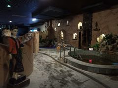 -泉城欧乐堡戏水湾艺术养生温泉