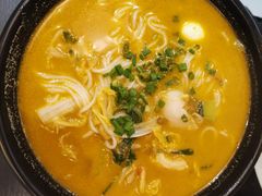酸菜鱼片米粉-罗罐中米粉(人信汇店)
