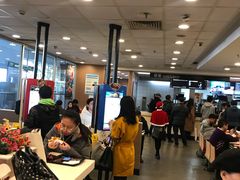 -麦当劳(轻轨曹杨路店)