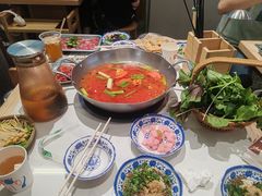 -王奋斗贵州酸汤牛肉火锅