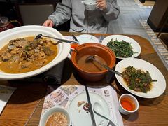 -黄泥岗·地道湖北菜(奥特莱斯店)