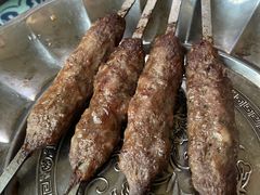 -烤肉小伙烤肉店
