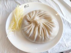 陈士荣蟹黄汤包-鸿运酒楼
