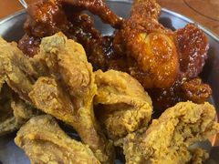 -BHC炸鸡(明洞总店)