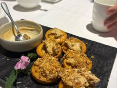 鹅肝酱葱油饼-南麓·浙里(外滩店)