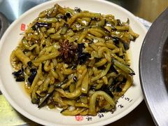 炒茄丝-聚首堂·特色小吃·肘子(什刹海德胜门店)