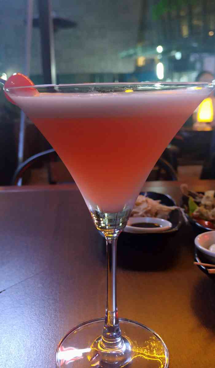 很上头  [服务铃]服务: 好 「星河world·coco park」「魔王酒吧