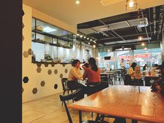 大堂-HELLO 27 意面·沙拉·帕尼尼