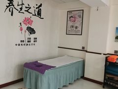 -老苗医养生堂(（1店）解放东路店)