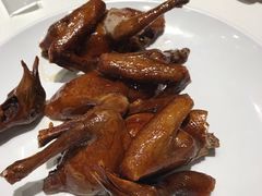 脆皮乳鸽-唐宫海鲜舫