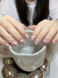 点击看大图 -Fanni美甲美睫皮肤管理