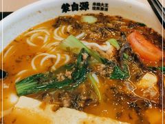 -蒙自源米线大王(东站店)