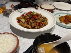 -鄱阳湖·江西小炒·瓦罐煨汤(五道口店)