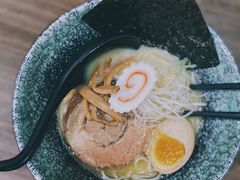 雞白湯拉麵-雷神拉面(财富中心玉米楼店)