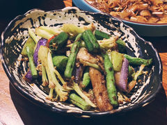 -默加东南亚美食(大宁音乐广场店)