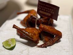 非遗红烧乳鸽-侨美食家·粤菜(体育西路店)