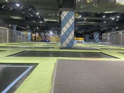 -反弹蹦床公园·亲子乐园·团建·派对(青岛融创茂店)