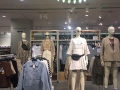 -H&M(华润万象城店)