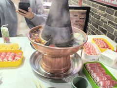 -羊家胡同·龙虾烧烤火锅(龙汇路店)