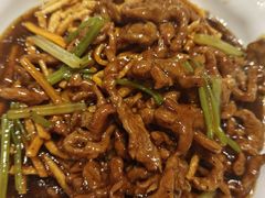 撒子牛肉丝-刘胖子家常菜·蹄花焖藕(中南店)