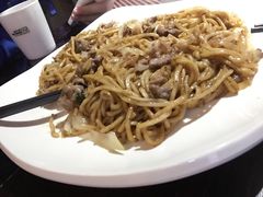 肥牛焖面-HIHE Bistro·Oyster Bar(华熙live店)