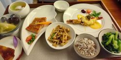 -馨月汇·一悦馨香月子中心(前滩店)