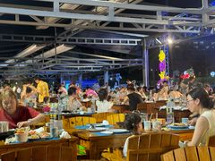 -渔家火锅·海鲜自助餐·演艺(亚龙湾天域酒店)
