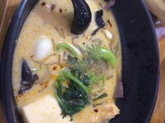 -杨光辉麻辣烫(华侨城商业中心店)