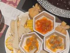 -牛YO寿喜烧·铁板烧和牛火锅自助(市府恒隆店)