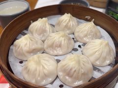 -馋三尺蟹粉小笼(人民广场店)