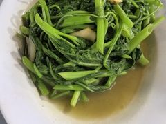 -明记烧鱼美味店