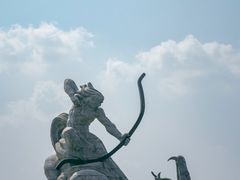 -巴陵广场