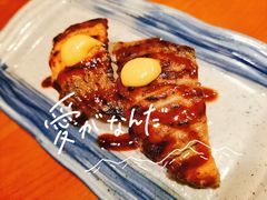 炙烤三文鱼皮手握寿司-三月居酒屋(青年大街店)